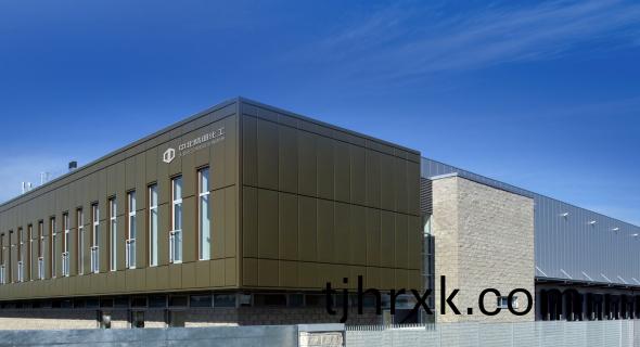 持(chi)懷于(yu)中，通徹南北